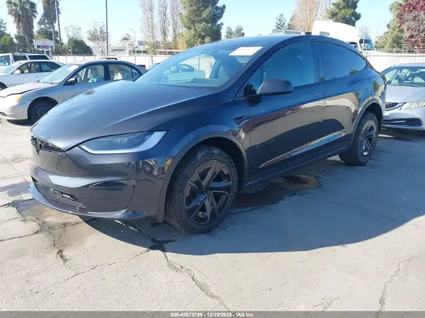 7SAXCDE52TF478611 2026 TESLA MODEL X - Image 2