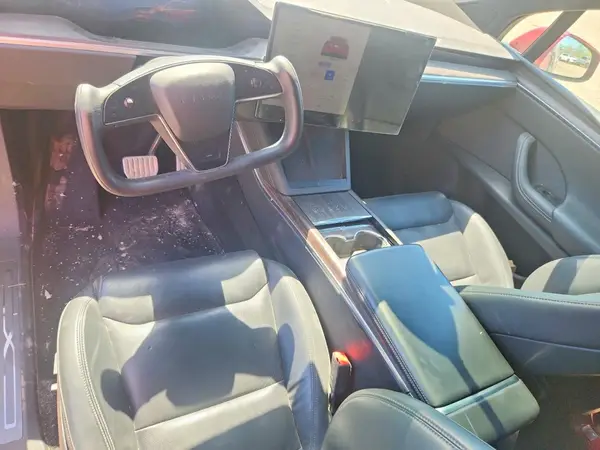 7SAXCDE53NF341034 2022 TESLA MODEL X - Image 8