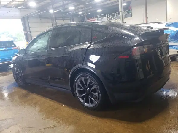 7SAXCDE53PF429536 2023 TESLA MODEL X - Image 2