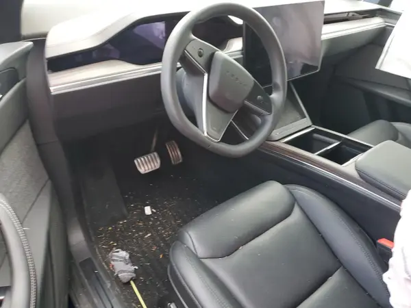 7SAXCDE53RF436019 2024 TESLA MODEL X - Image 8