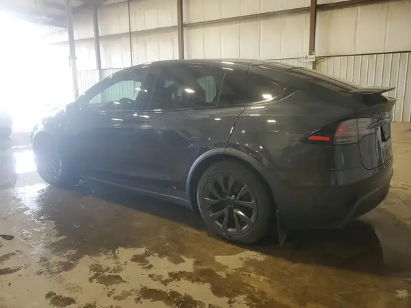 7SAXCDE53RF440412 2024 TESLA MODEL X - Image 2