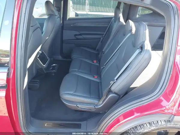 7SAXCDE54PF368245 2023 TESLA MODEL X - Image 8