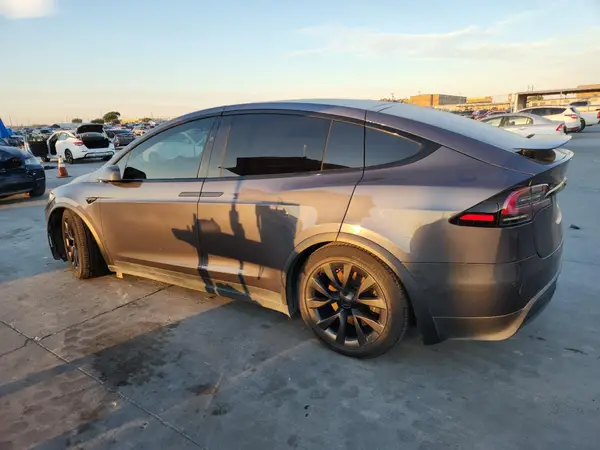 7SAXCDE54PF369976 2023 TESLA MODEL X - Image 2