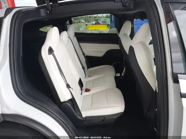 7SAXCDE54PF425916 2023 TESLA MODEL X - Image 8