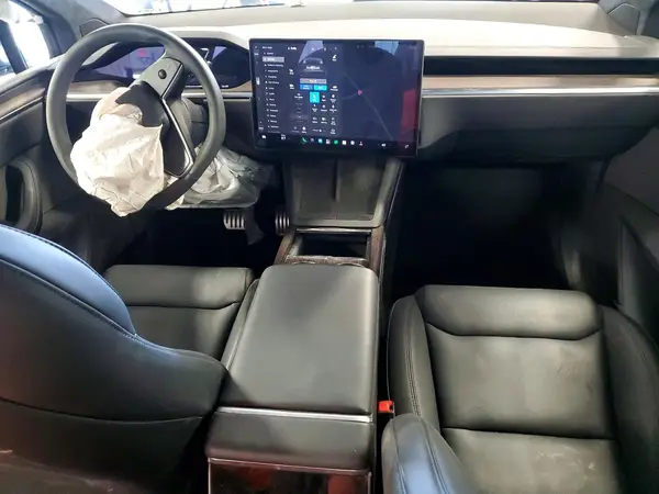 7SAXCDE54RF444713 2024 TESLA MODEL X - Image 8
