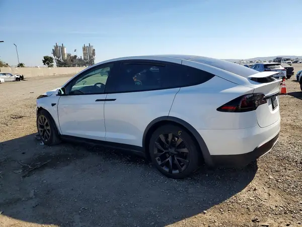 7SAXCDE54RF448065 2024 TESLA MODEL X - Image 2
