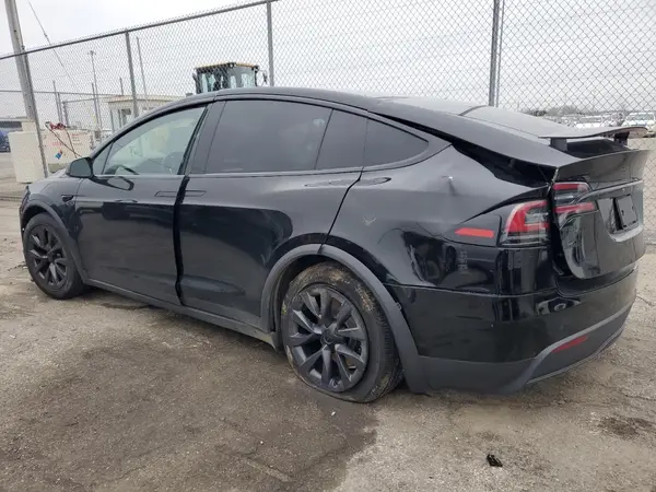7SAXCDE54SF461517 2025 TESLA MODEL X - Image 2