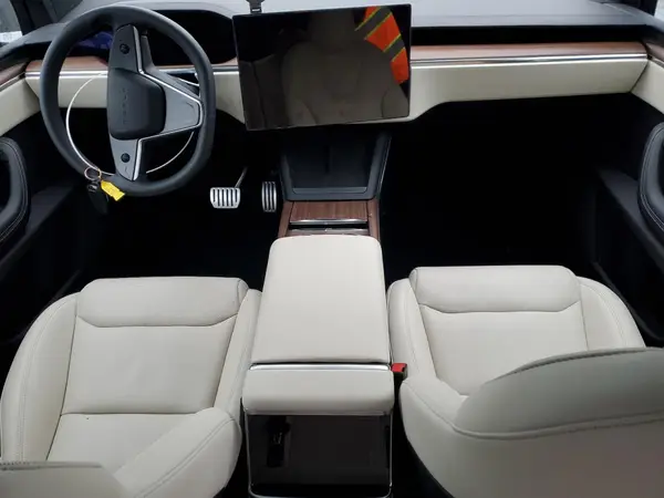 7SAXCDE54SF461517 2025 TESLA MODEL X - Image 8
