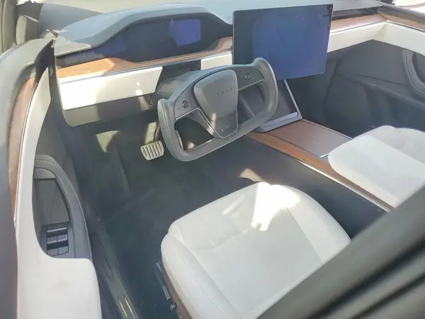 7SAXCDE54SF466250 2025 TESLA MODEL X - Image 8