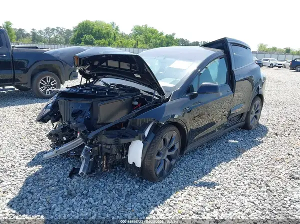 7SAXCDE54TF479193 2026 TESLA MODEL X - Image 2