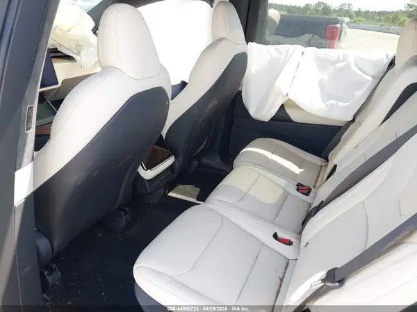 7SAXCDE54TF479193 2026 TESLA MODEL X - Image 8