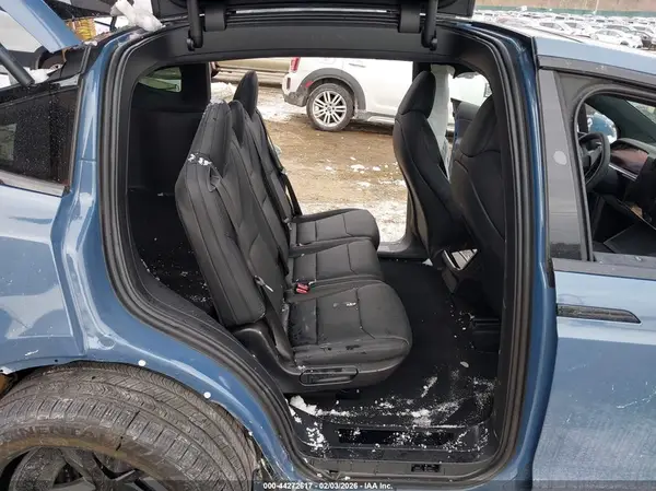 7SAXCDE54TF479758 2026 TESLA MODEL X - Image 8
