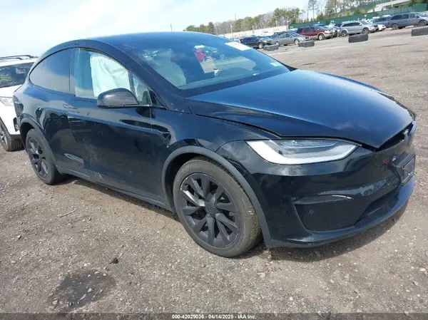 7SAXCDE55NF340371 2022 TESLA MODEL X - Image 1