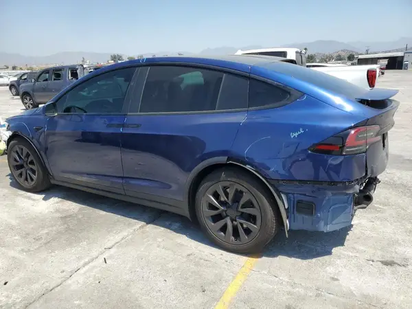 7SAXCDE55NF351175 2022 TESLA MODEL X - Image 2