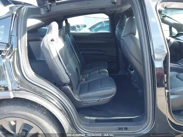 7SAXCDE55PF387015 2023 TESLA MODEL X - Image 8