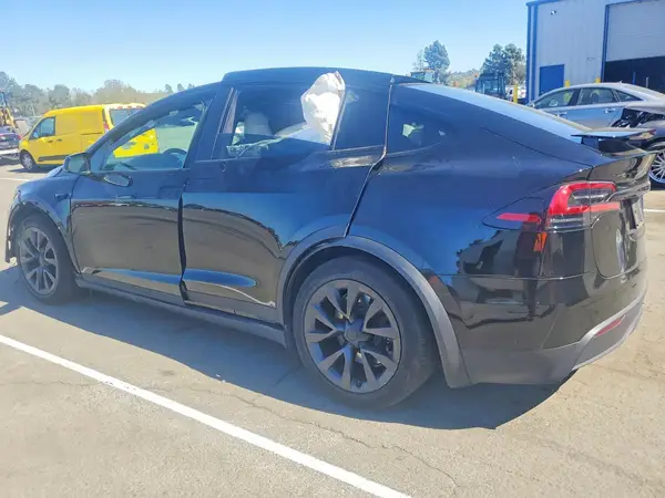 7SAXCDE55PF409658 2023 TESLA MODEL X - Image 2