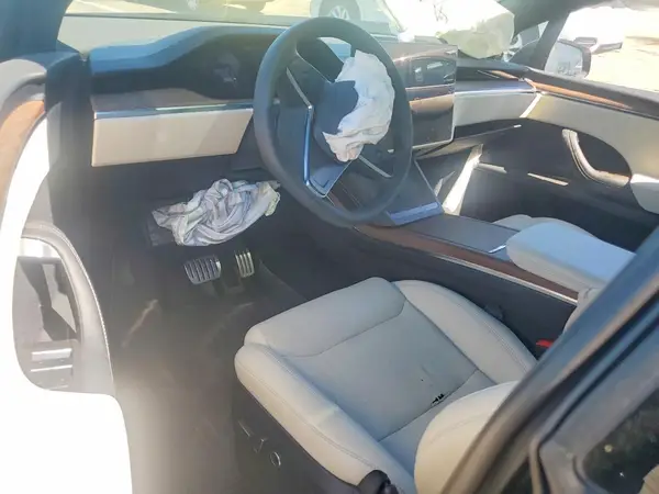 7SAXCDE55PF409658 2023 TESLA MODEL X - Image 8
