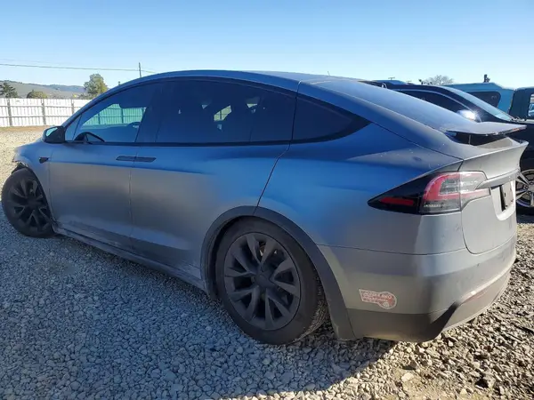 7SAXCDE55PF424919 2023 TESLA MODEL X - Image 2