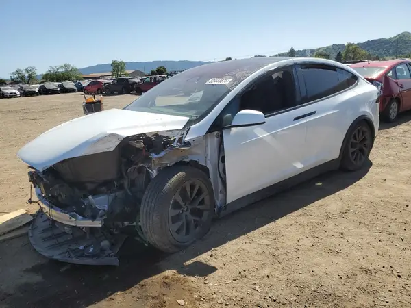 7SAXCDE55PF425696 2023 TESLA MODEL X - Image 1