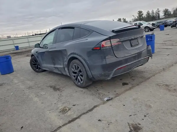 7SAXCDE55RF445045 2024 TESLA MODEL X - Image 2