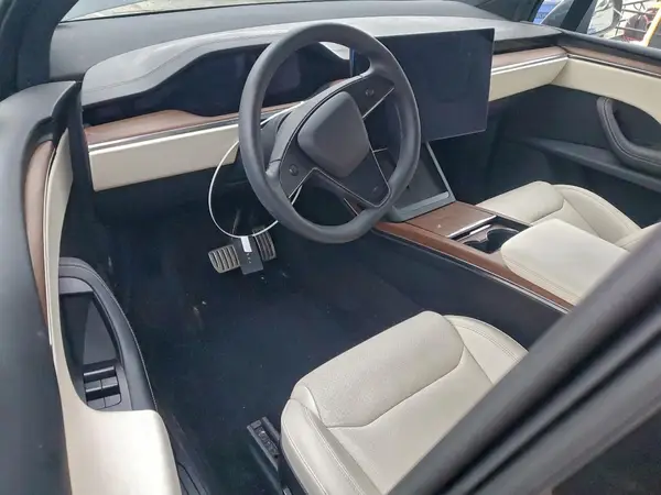 7SAXCDE55RF445045 2024 TESLA MODEL X - Image 8