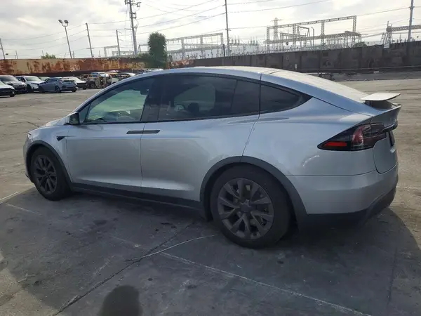 7SAXCDE55RF458345 2024 TESLA MODEL X - Image 2