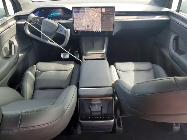 7SAXCDE55RF458345 2024 TESLA MODEL X - Image 8