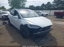 7SAXCDE56NF353663 2022 TESLA MODEL X