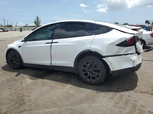7SAXCDE56PF367663 2023 TESLA MODEL X - Image 2