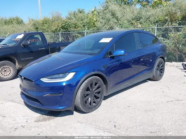 7SAXCDE56PF385127 2023 TESLA MODEL X - Image 2