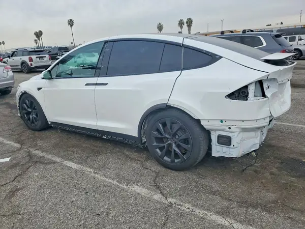 7SAXCDE56PF401715 2023 TESLA MODEL X - Image 2