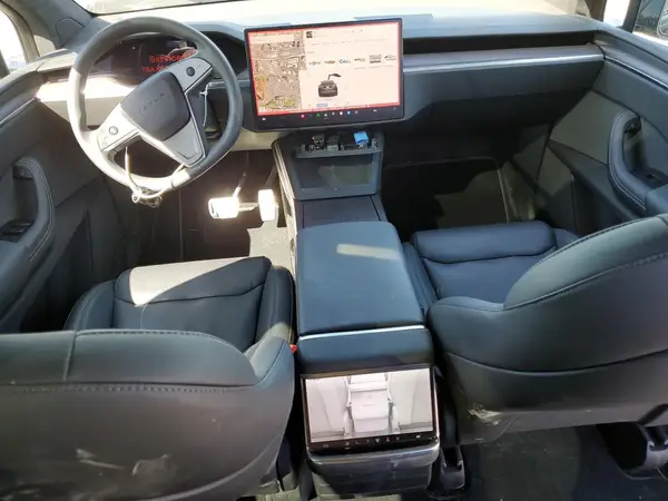 7SAXCDE56RF438038 2024 TESLA MODEL X - Image 8