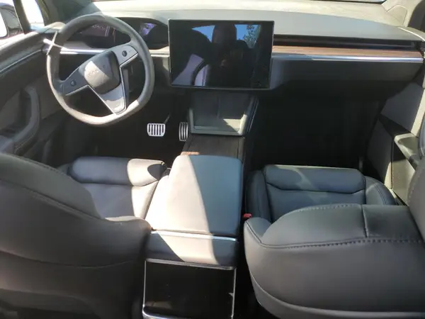 7SAXCDE56RF444874 2024 TESLA MODEL X - Image 8