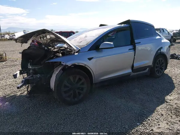 7SAXCDE56SF463608 2025 TESLA MODEL X - Image 2