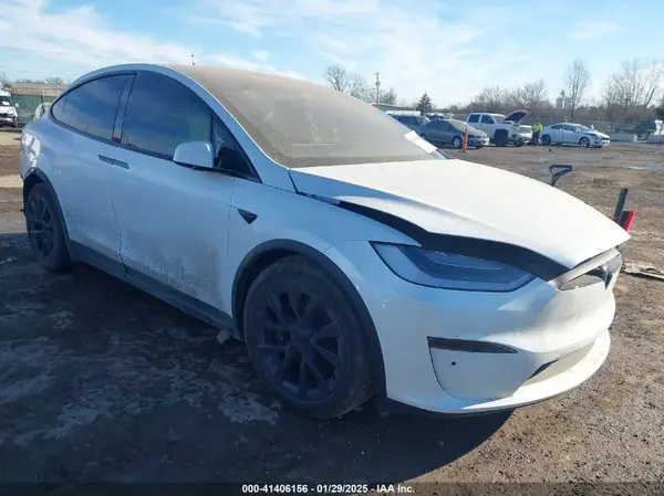 7SAXCDE57NF343370 2022 TESLA MODEL X - Image 1