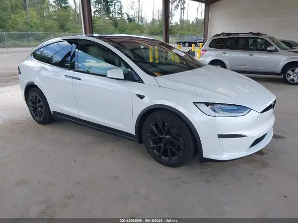 7SAXCDE57PF386397 2023 TESLA MODEL X - Image 1