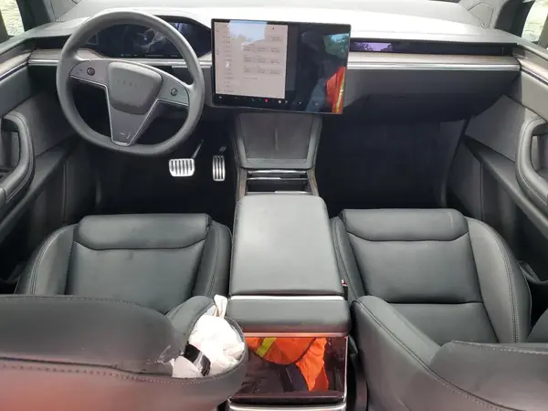 7SAXCDE57PF386951 2023 TESLA MODEL X - Image 8