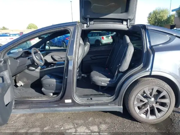 7SAXCDE57RF433494 2024 TESLA MODEL X - Image 8