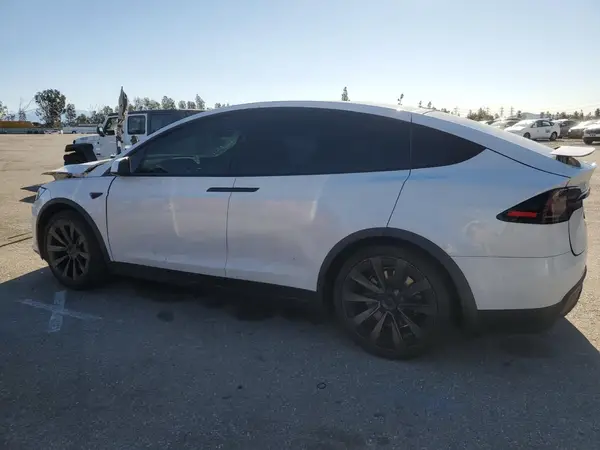 7SAXCDE57RF436783 2024 TESLA MODEL X - Image 2