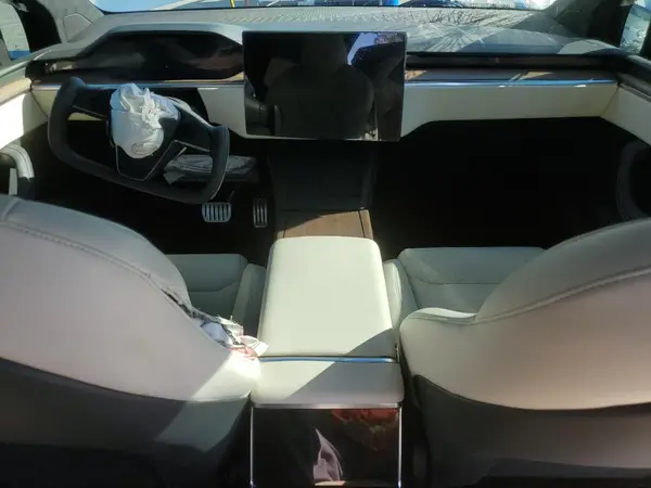 7SAXCDE57RF436783 2024 TESLA MODEL X - Image 8
