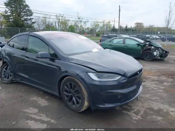 7SAXCDE57RF445547 2024 TESLA MODEL X - Image 1