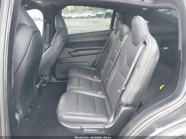 7SAXCDE57RF445547 2024 TESLA MODEL X - Image 8