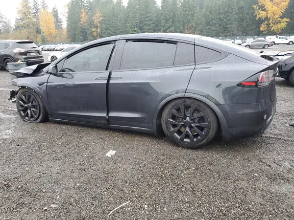 7SAXCDE57RF452952 2024 TESLA MODEL X - Image 2