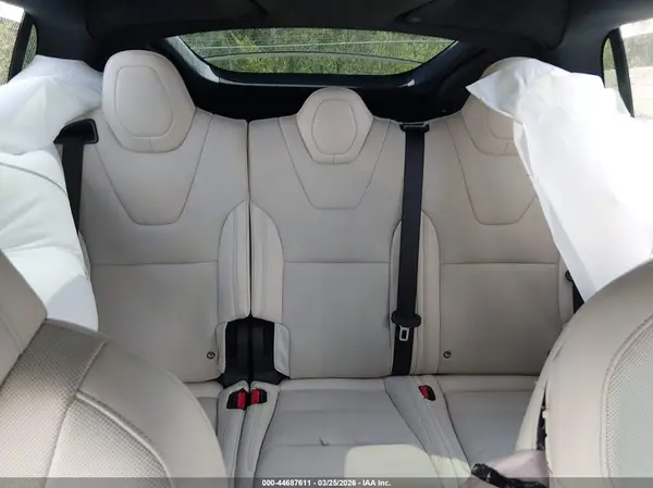 7SAXCDE57TF480032 2026 TESLA MODEL X - Image 8