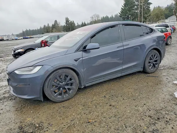 7SAXCDE58NF337576 2022 TESLA MODEL X - Image 1