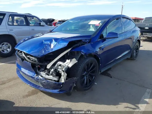 7SAXCDE58NF341112 2022 TESLA MODEL X - Image 2
