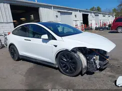 7SAXCDE58NF342776 2022 TESLA MODEL X