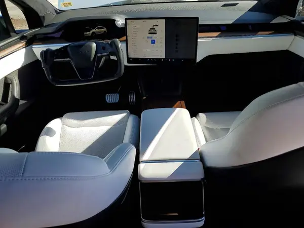 7SAXCDE58NF345094 2022 TESLA MODEL X - Image 8