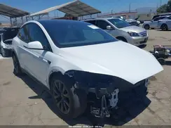 7SAXCDE58NF361568 2022 TESLA MODEL X