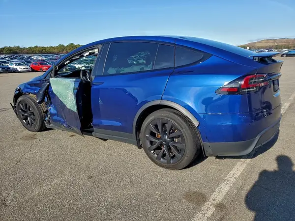 7SAXCDE58NF362719 2022 TESLA MODEL X - Image 2